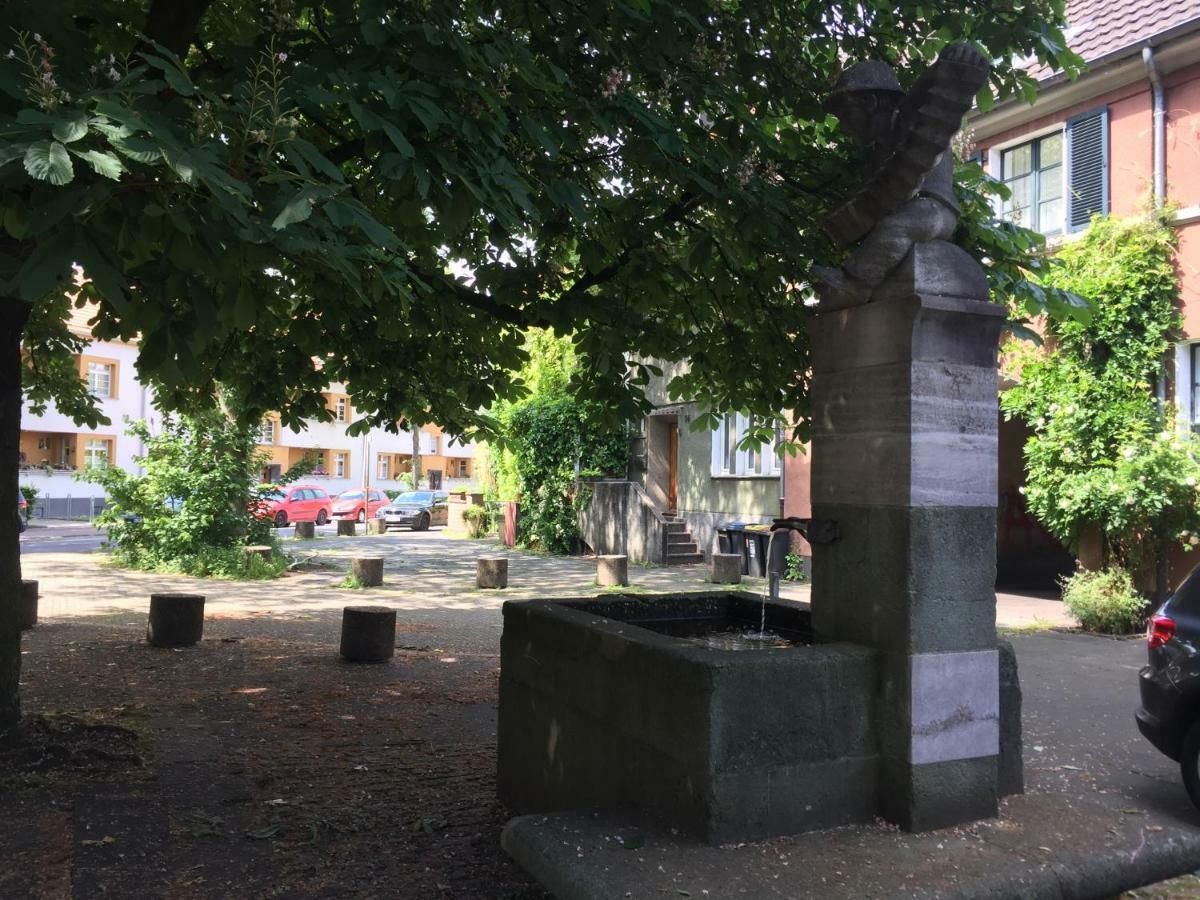 Messezimmer Naehe Zentrum Colonia Exterior foto